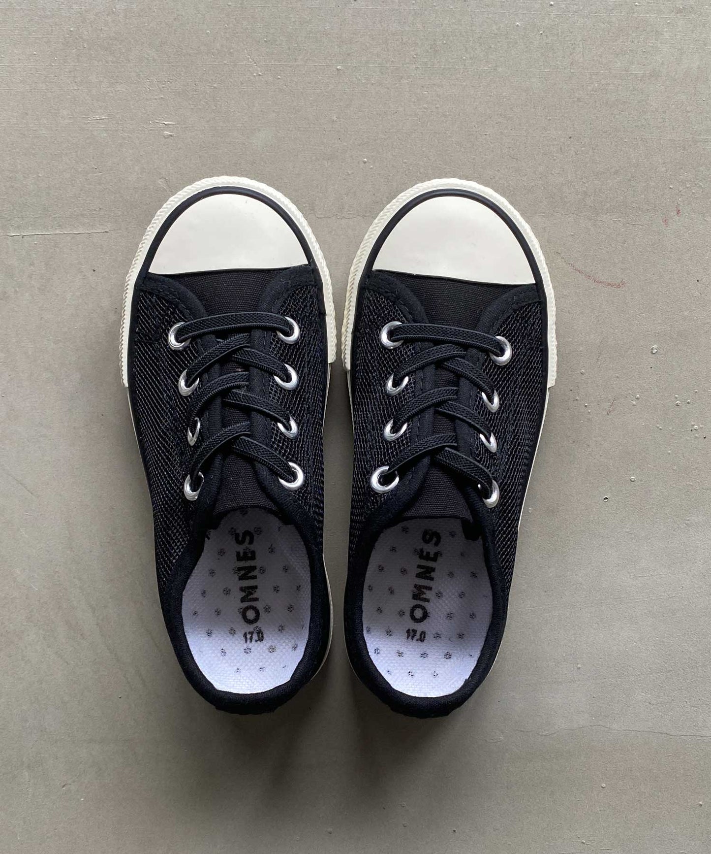 【OMNES】キッズ カップインソール付きスリッポン【1520-3003】