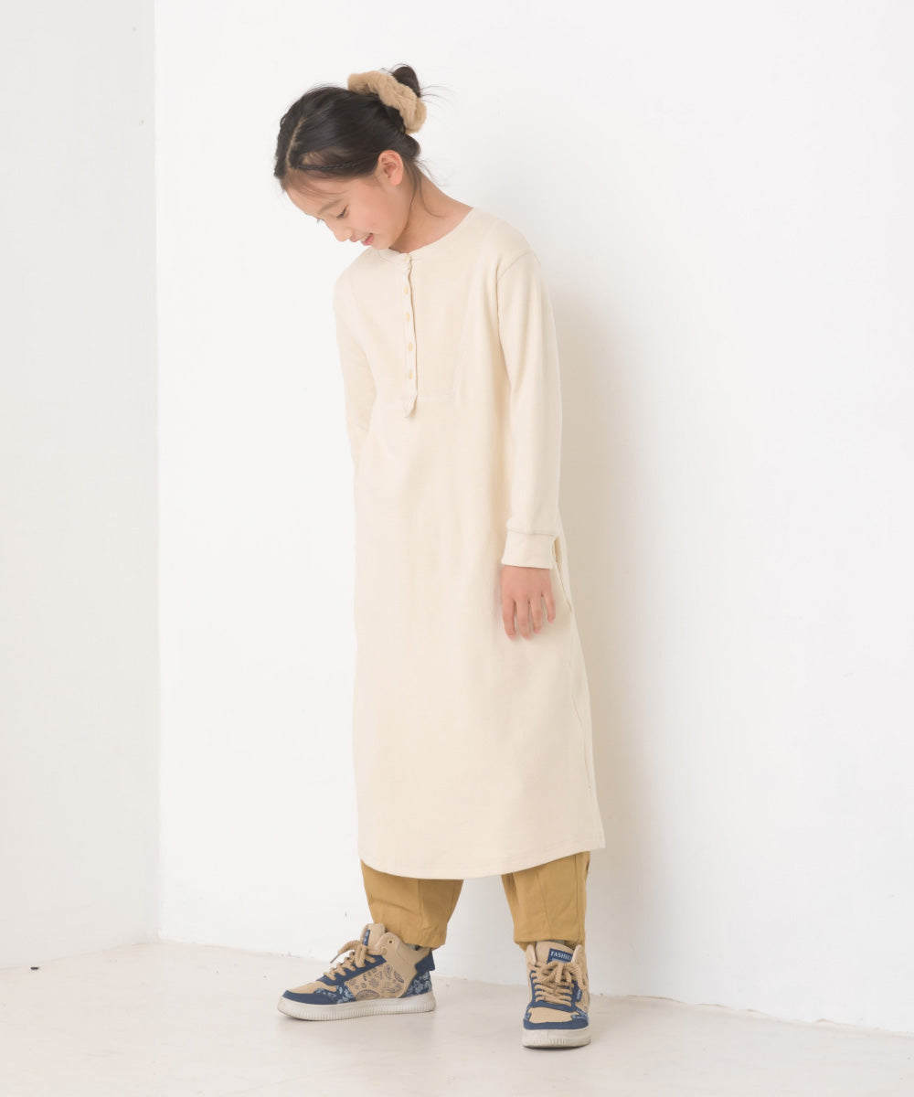 【OMNES】キッズ ハニカムストレッチワッフル切り替えヘンリーワンピース【1521-9053】