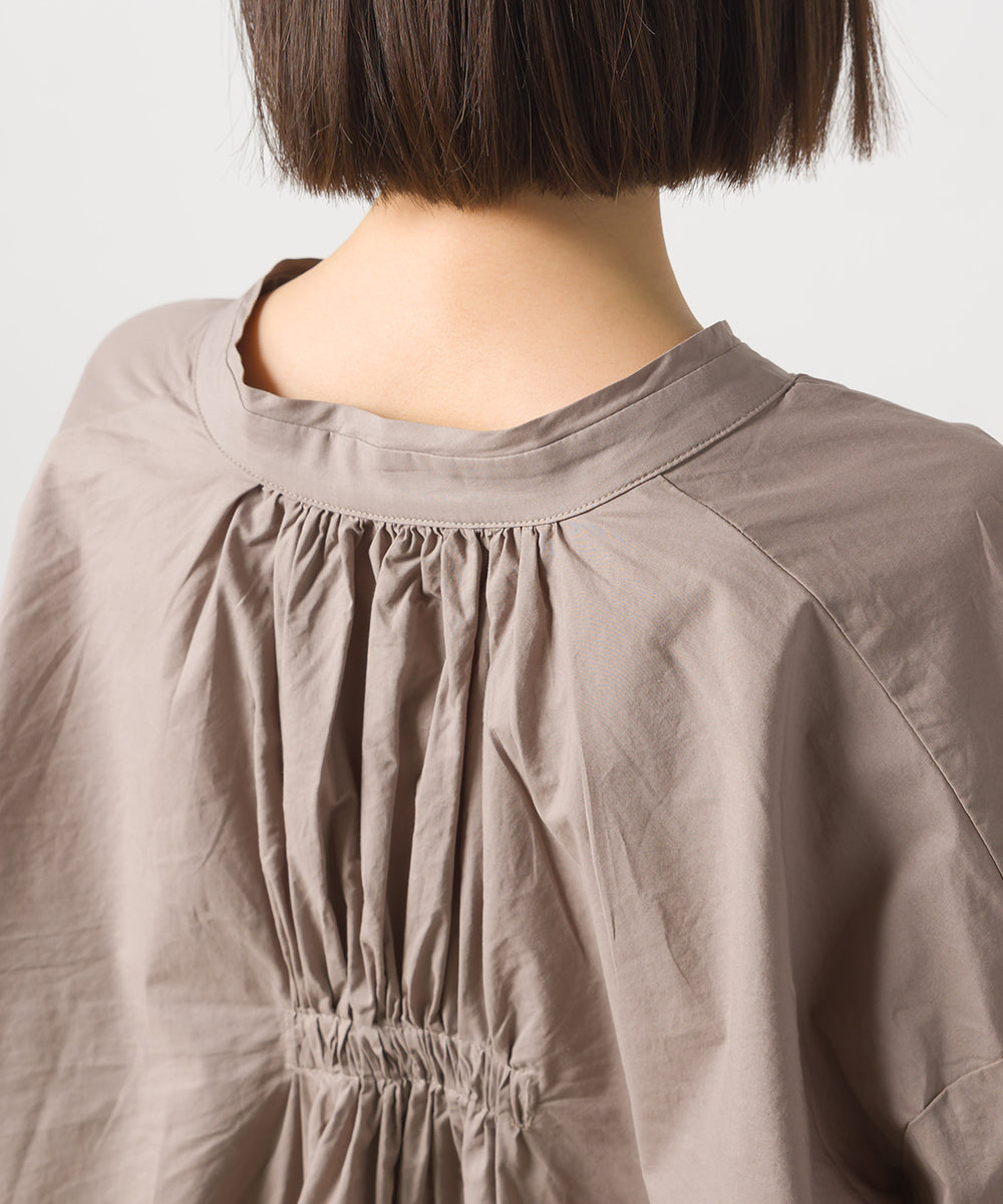 【OMNES】ポプリンソフトフィニッシュ バックギャザーブラウス【1522-4108】