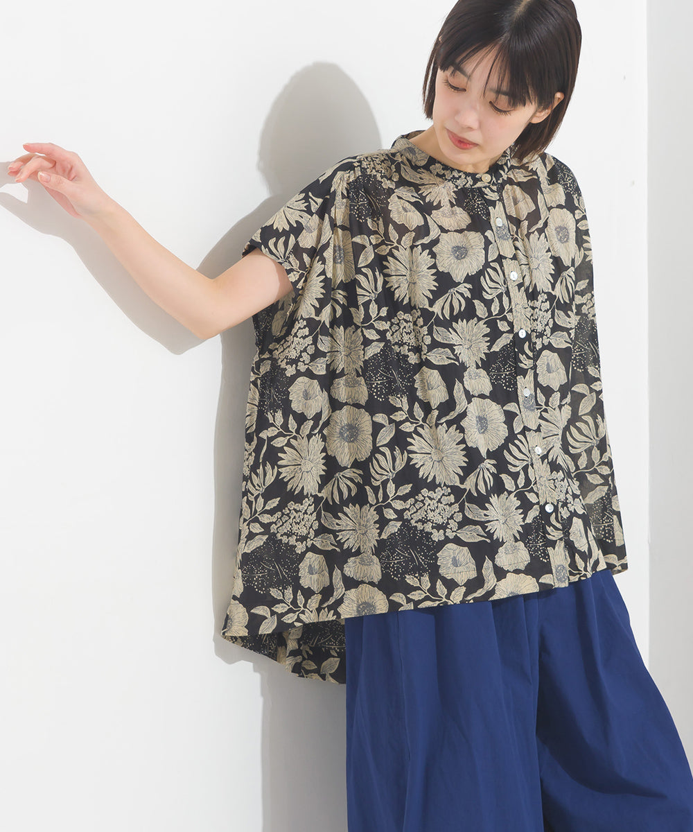 【OMNES】コットンボイル総柄フレンチスリーブギャザーシャツ【1524-4184】
