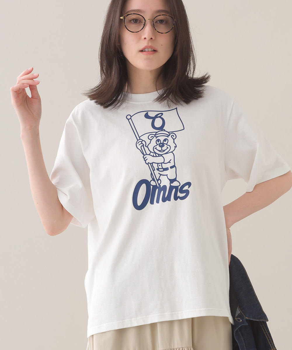 【OMNES】コットンロゴプリントオーバーサイズTシャツ ベアFLAG 半袖Tシャツ【253W427OMN014】