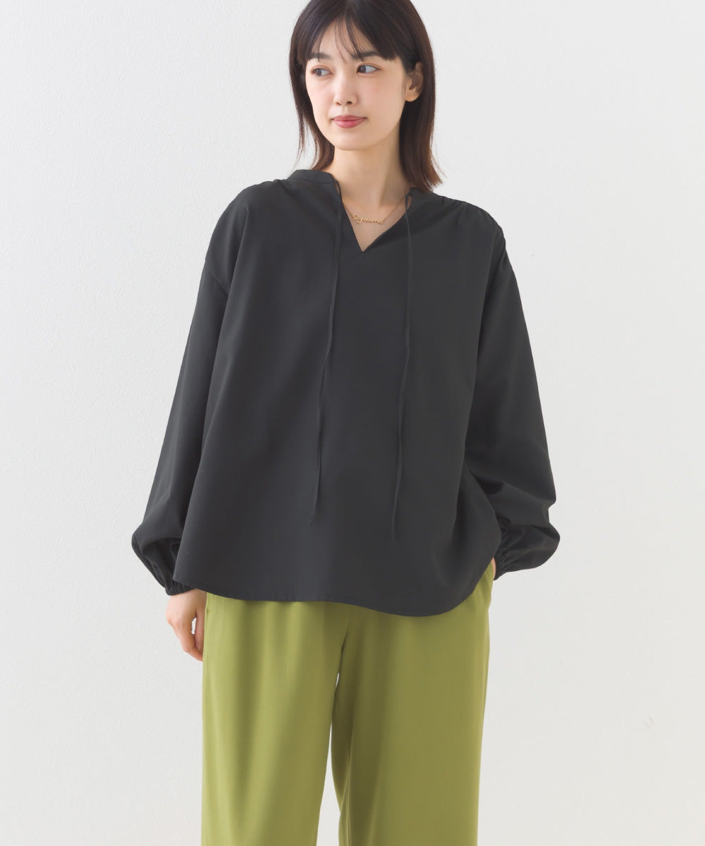 【OMNES】テックコットンスキッパーデザイン9分袖フリルシャツブラウス【253W427OMN072】