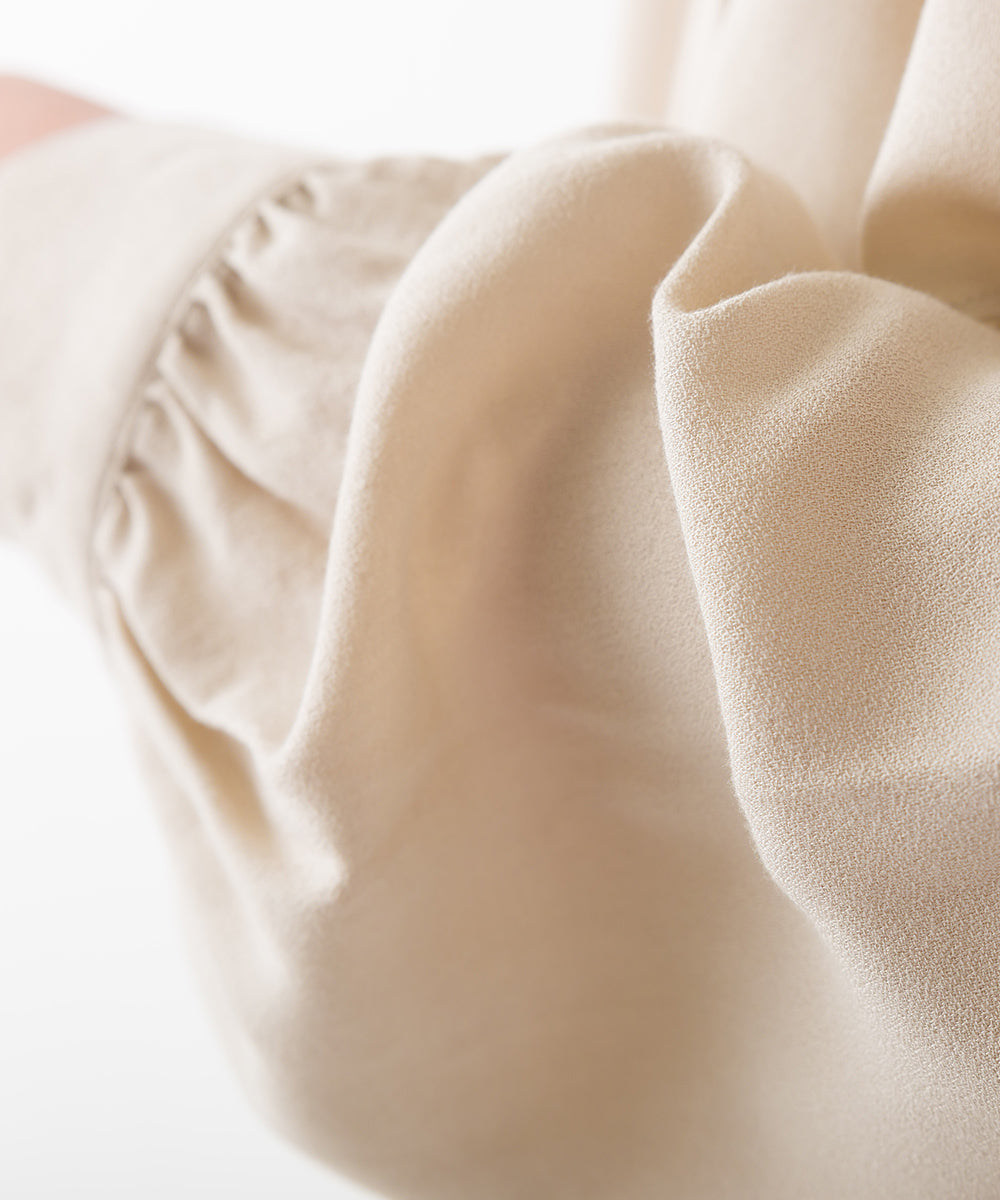 【OMNES Supremo】梨地 ケープデザインブラウス【3321-4088】