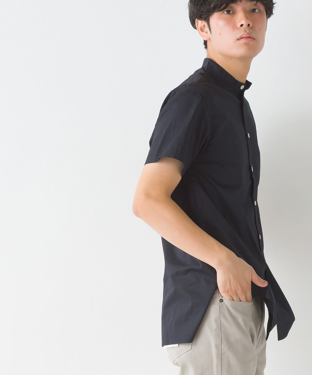 【OMNES Another Edition】メンズ 製品洗いタイプライタースタンド衿セミロング丈半袖シャツ【7121-4065】