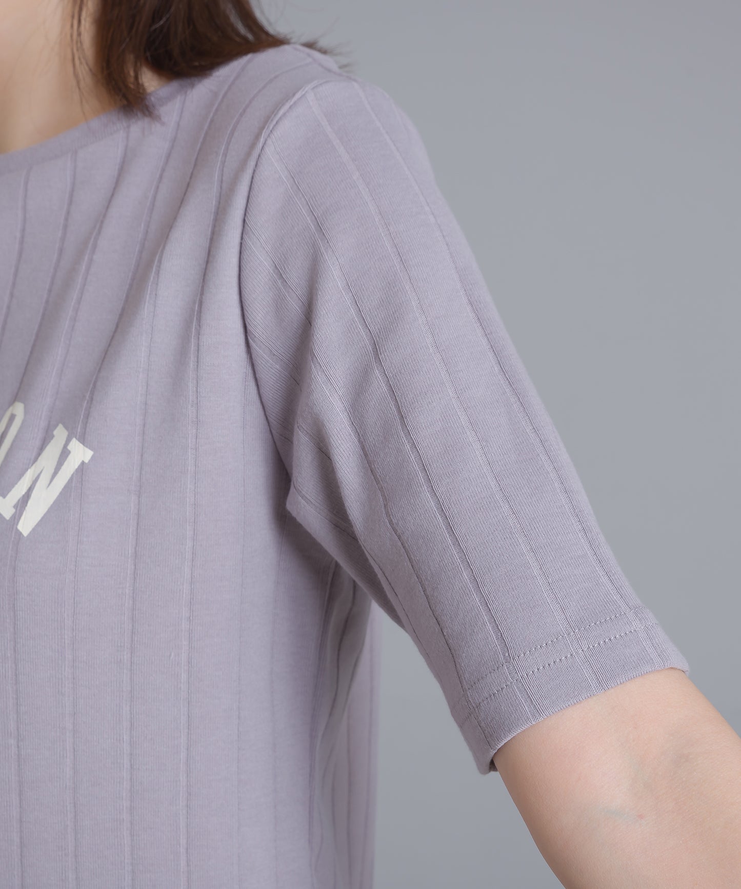 【OMNES Another Edition】汗染み防止リブロゴプリント半袖Tシャツ REUNION【7121-5197】
