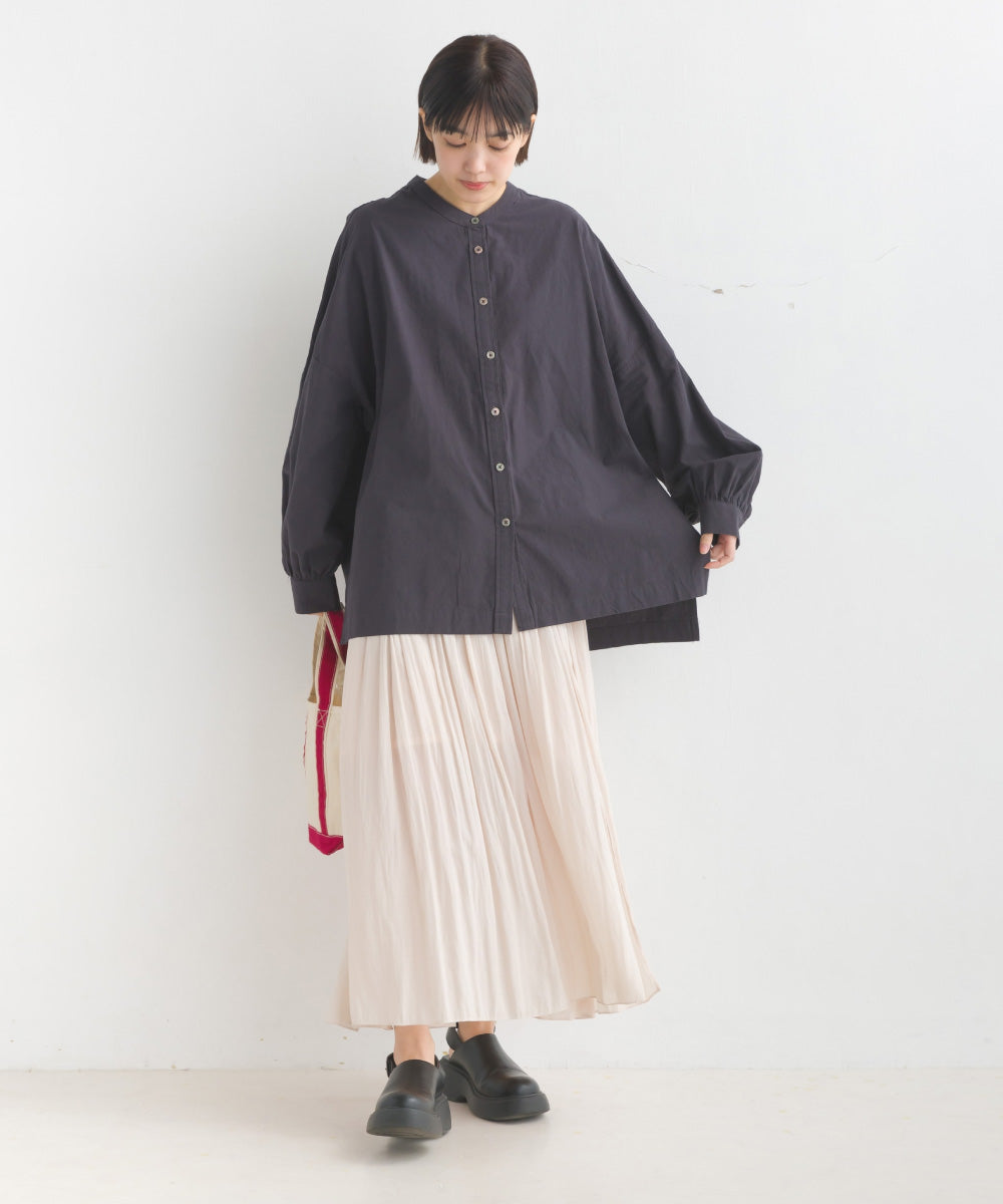 【OMNES】製品洗いスラブコットン 後ろケープ長袖シャツ【7123-4172】
