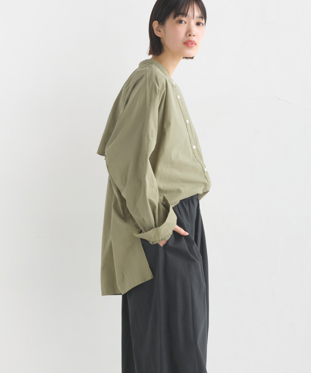 【OMNES】製品洗いスラブコットン 後ろケープ長袖シャツ【7123-4172】