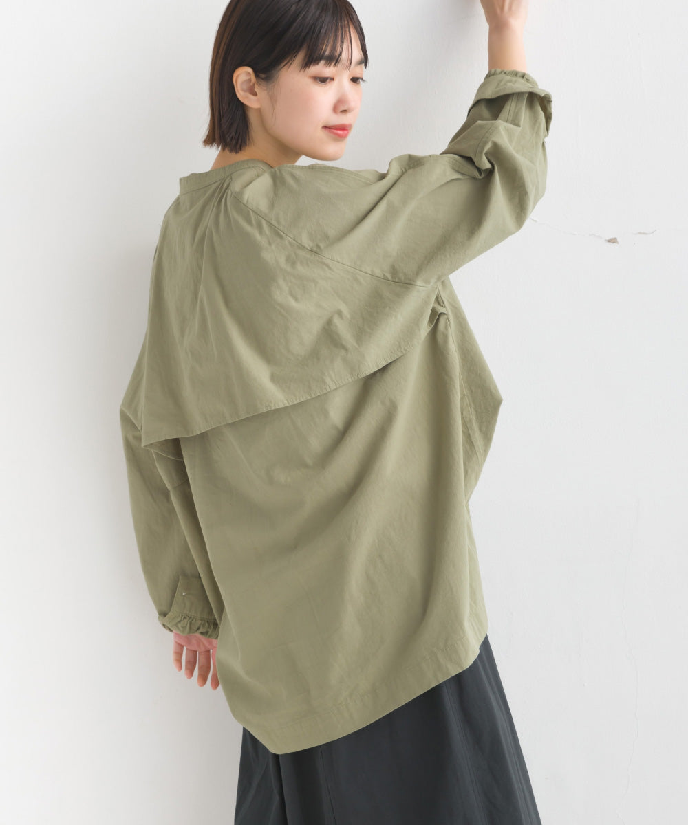 【OMNES】製品洗いスラブコットン 後ろケープ長袖シャツ【7123-4172】