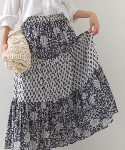 【OMNES】コットンボイル総柄切り替えティアードスカート【1525-8062】