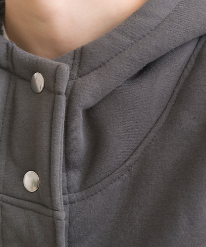 【OMNES】裏起毛ボンディングボタンショート丈フードベスト【253W427OMN030】