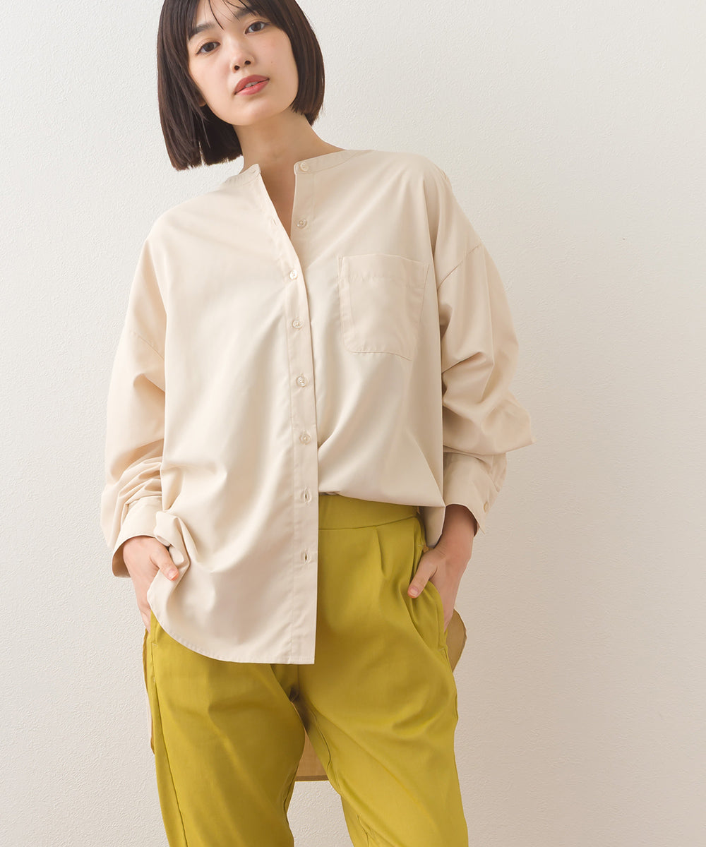 【OMNES】テックコットンバンドカラー長袖シャツ【253W427OMN069】