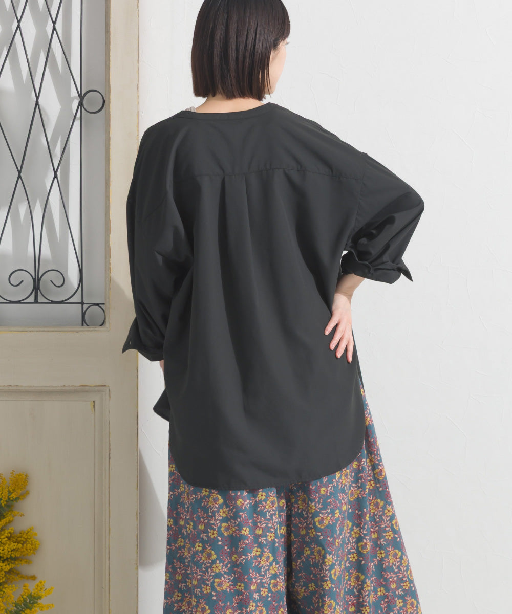 【OMNES】テックコットンバンドカラー長袖シャツ【253W427OMN069】