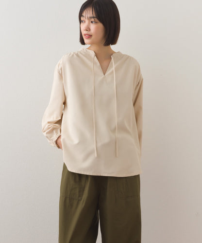 【OMNES】テックコットンスキッパーデザイン9分袖フリルシャツブラウス【253W427OMN072】
