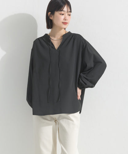【OMNES】テックコットンスキッパーデザイン9分袖フリルシャツブラウス【253W427OMN072】