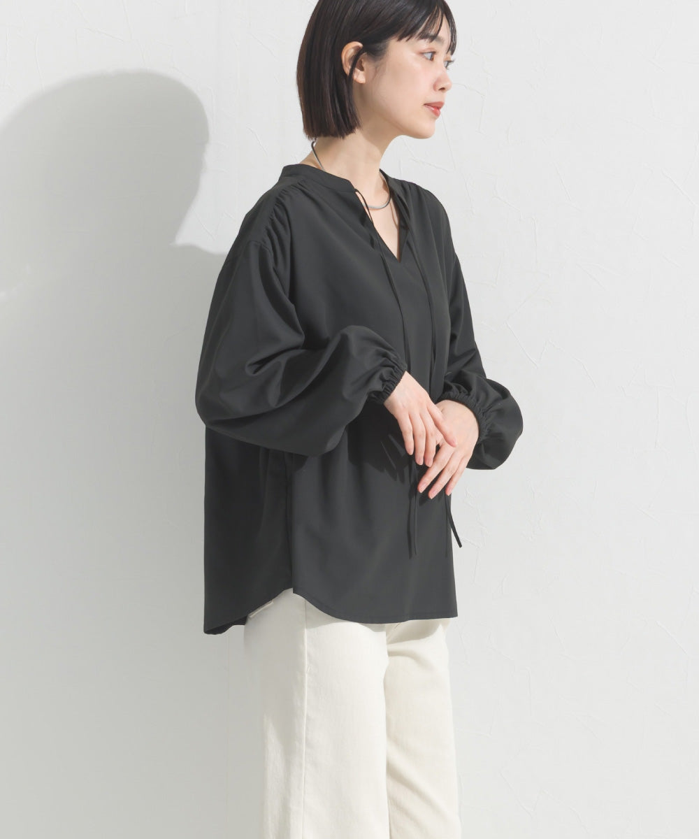 【OMNES】テックコットンスキッパーデザイン9分袖フリルシャツブラウス【253W427OMN072】