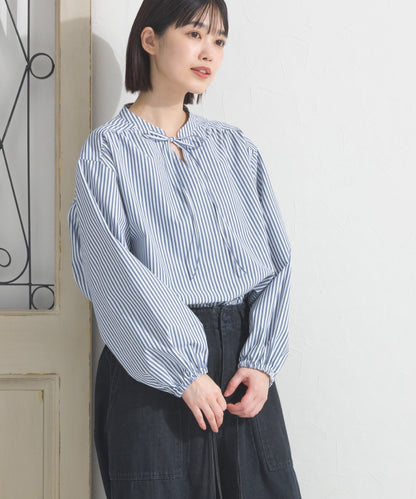 【OMNES】テックコットンスキッパーデザイン9分袖フリルシャツブラウス【253W427OMN072】