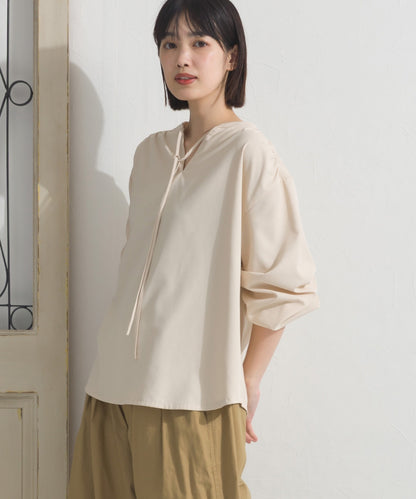 【OMNES】テックコットンスキッパーデザイン9分袖フリルシャツブラウス【253W427OMN072】