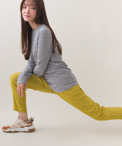 【OMNES】美脚ストレッチ テーパードシルエットタックパンツ 裏起毛【253W432OMN089】