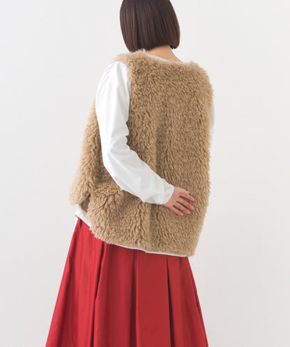 【OMNES】ノーカラープードルファージレベスト【253W436OMN090】