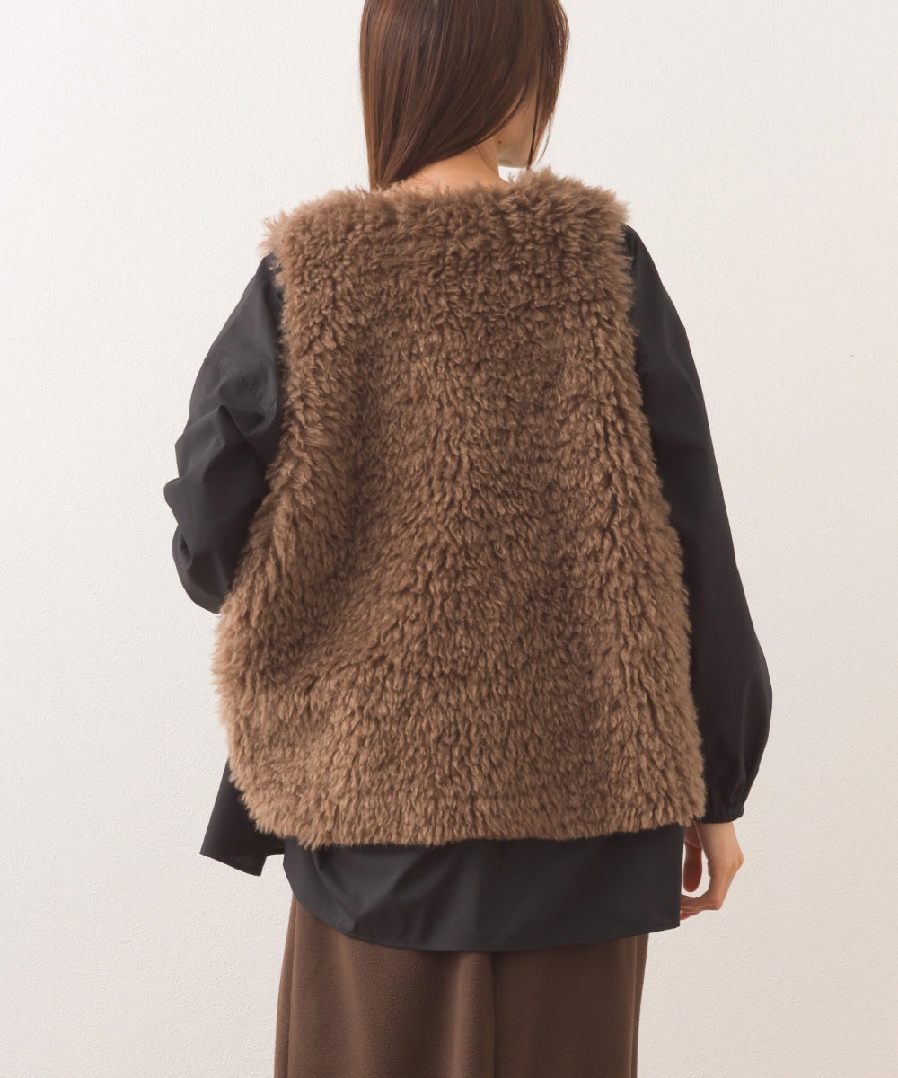 【OMNES】ノーカラープードルファージレベスト【253W436OMN090】