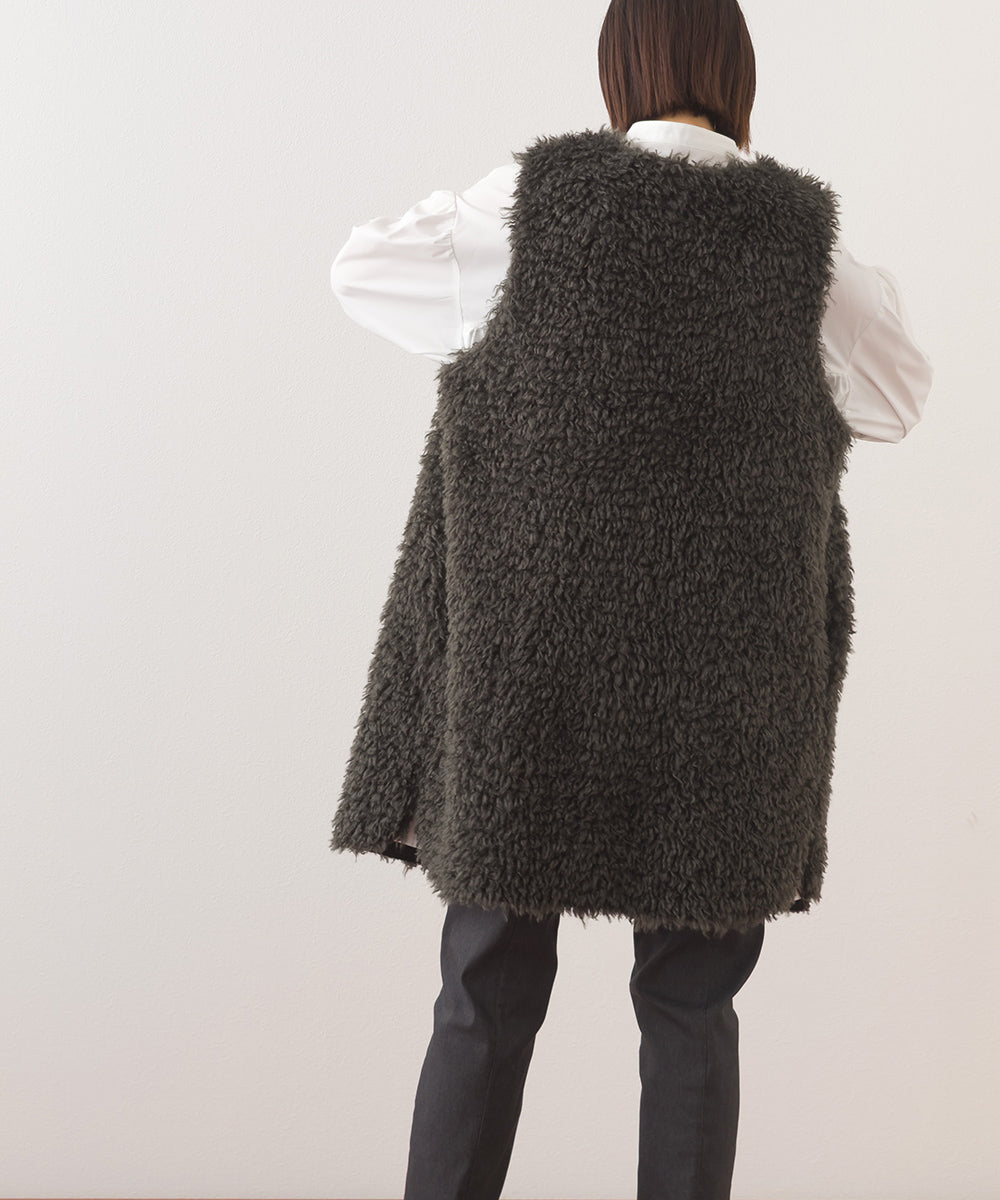 【OMNES】ノーカラープードルファーロングジレベスト【253W436OMN091】