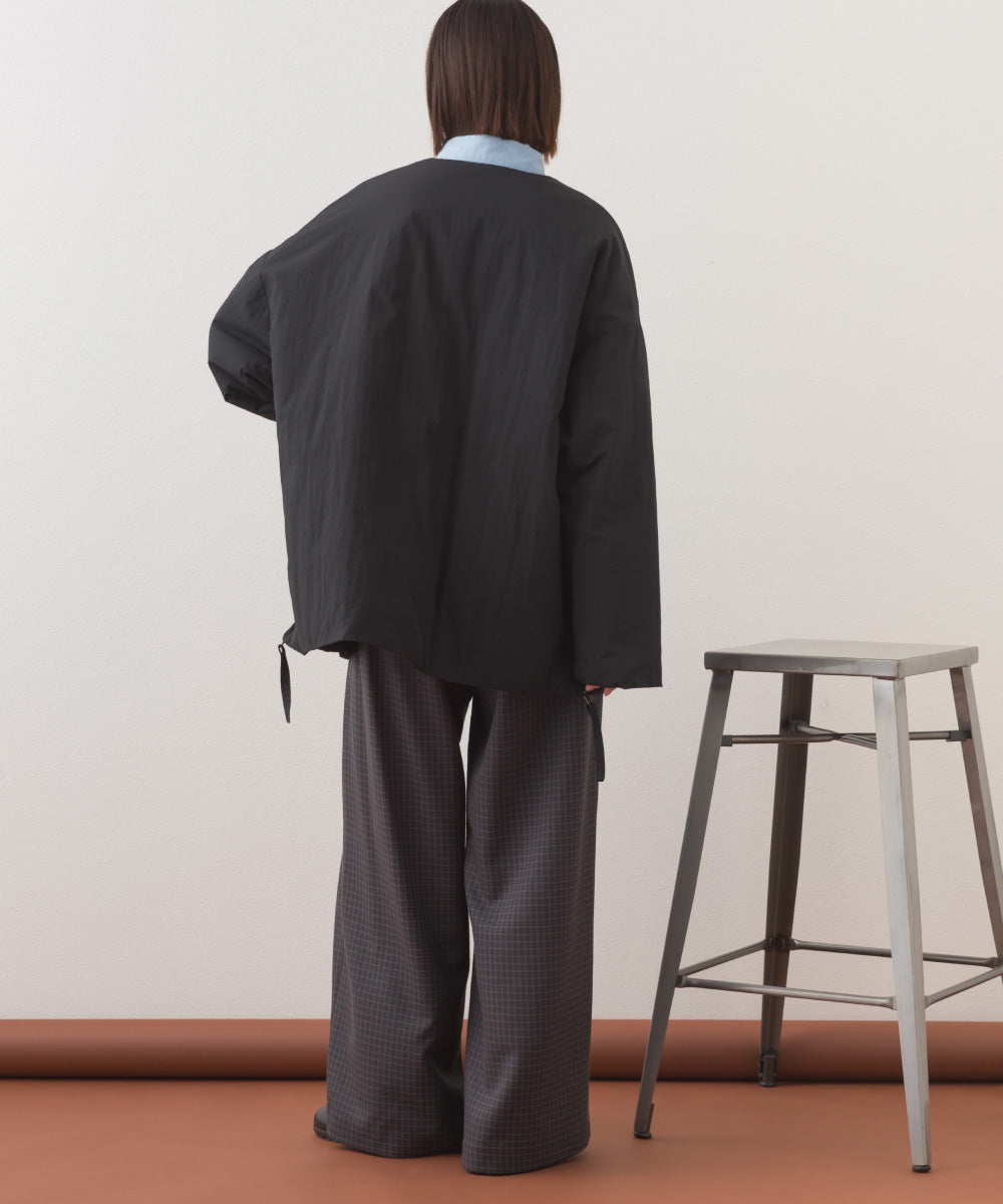 【OMNES】中綿ダウンステッチレスサイドZIPハーフコート【254W427OMN082】