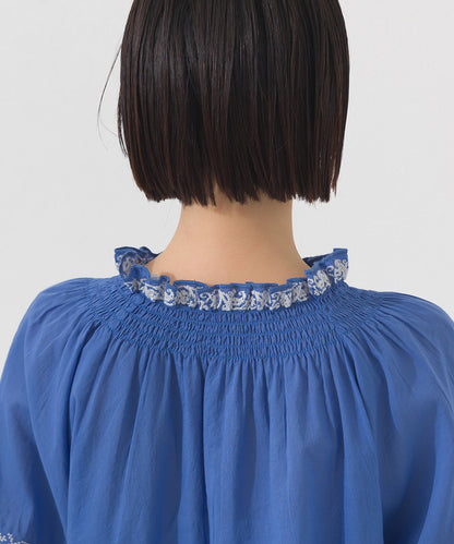 【OMNES】ボイル刺繍シャーリングハイネック長袖ブラウス【261W435OMN005】