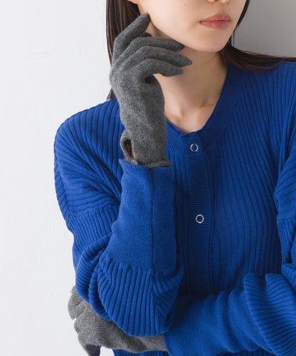 【Johnstons】ジョンストンズ カシミヤ ボタン付き ニットグローブ Cashmere Button Loop Gloves【HAY02241】【HAY2241】【並行輸入品】【9902-18005】