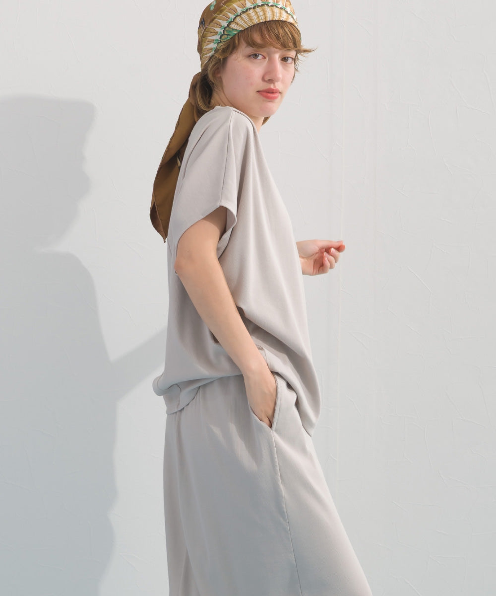 【OMNES】リブVネックタック半袖Tシャツ【S450069OMN】