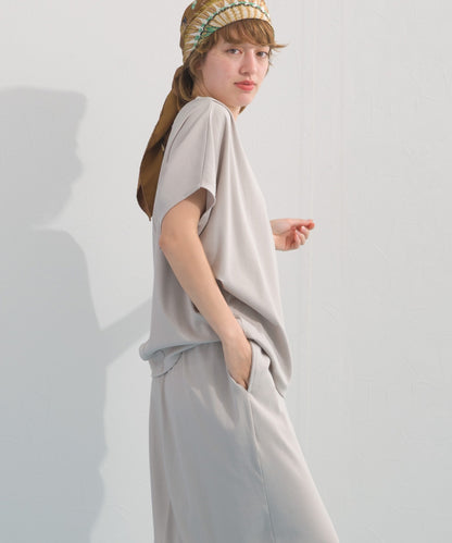 【OMNES】リブVネックタック半袖Tシャツ【S450069OMN】