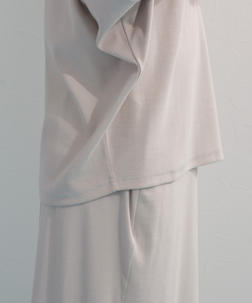 【OMNES】リブVネックタック半袖Tシャツ【S450069OMN】